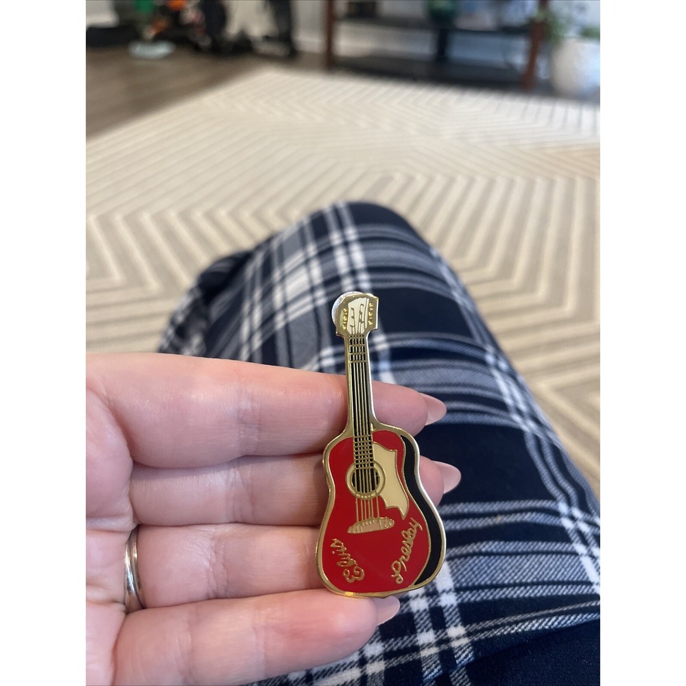 Elvis Presley Signature Red Acoustic Guitar Magnet Pinnacle Designs EPE Licensed